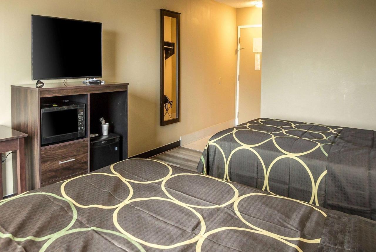 Super 8 By Wyndham Indianapolis South Motel Eksteriør billede